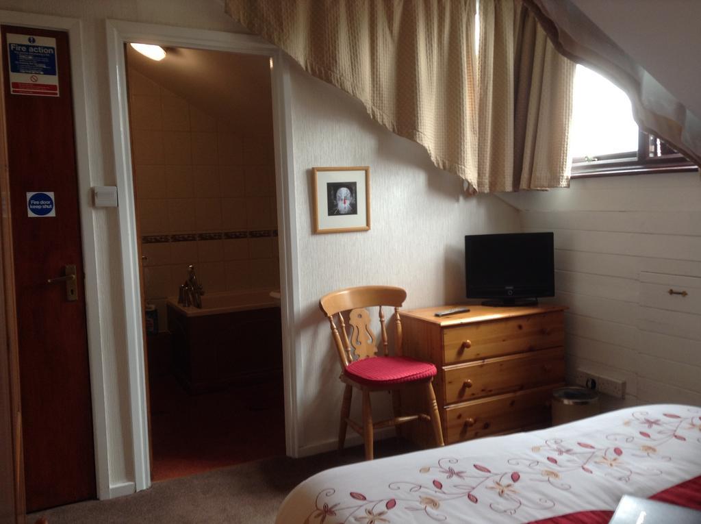 Chelmsford Place Guest House Йорк Номер фото