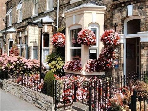 Chelmsford Place Guest House Йорк Экстерьер фото