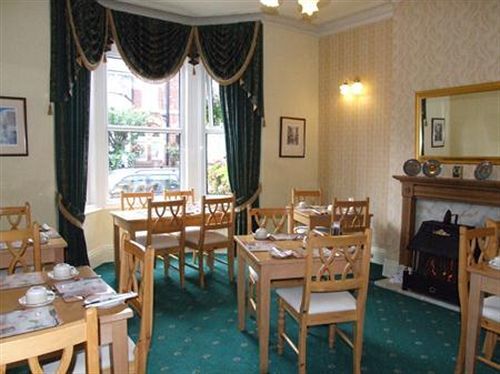 Chelmsford Place Guest House Йорк Экстерьер фото